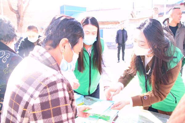 延安市生态环境局宜川分局积极开展“科技之春”宣传月活动3月19日上午，宜川县