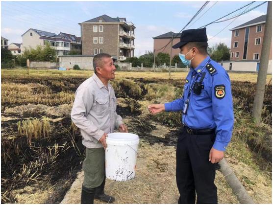 大源人，露天焚烧秸秆，有人被罚