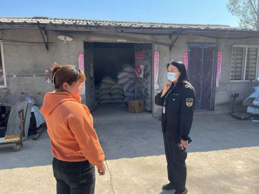 臻头河支流李埠口断面水质出现超标问题、确山沿途的养殖场进行了全面排查
