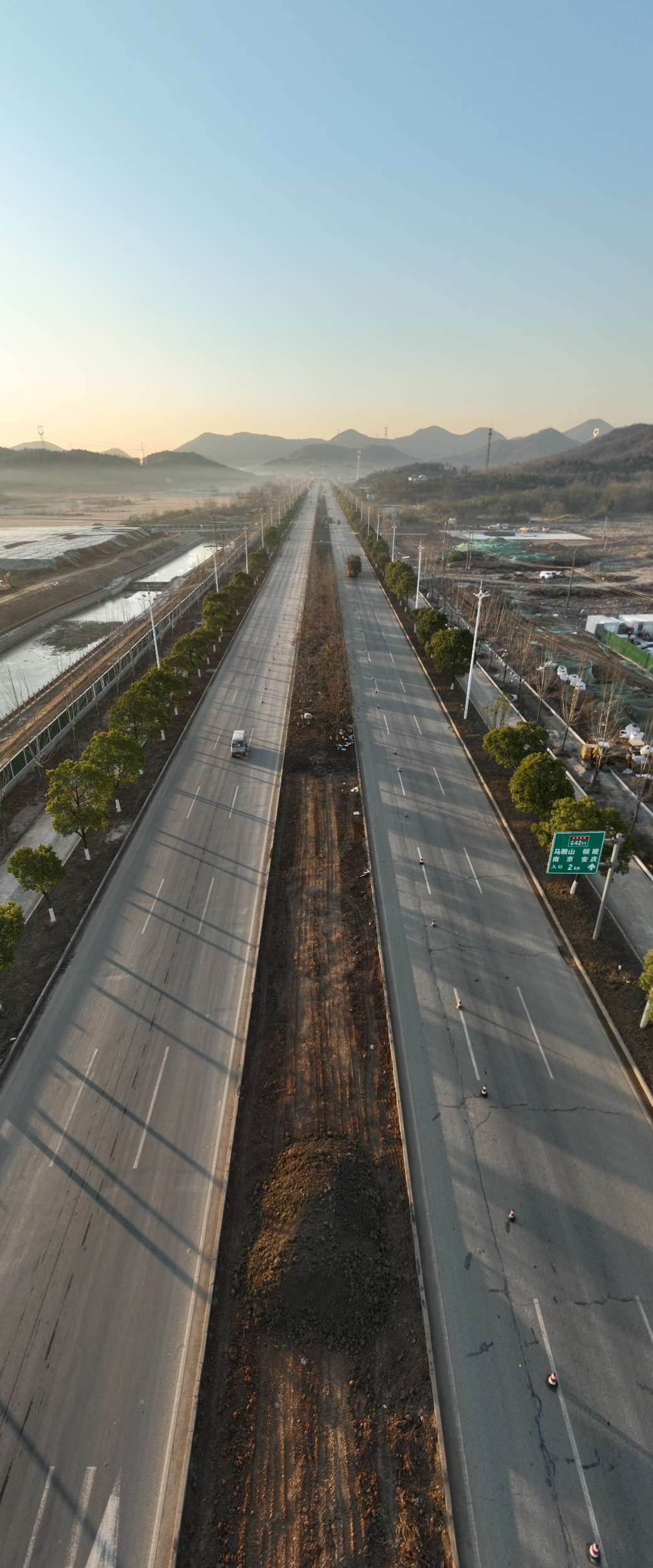 安徽芜湖：道路增绿 提升颜值