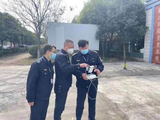 “二马”机制显威力 无人机发现污染源 环保帮扶助整改