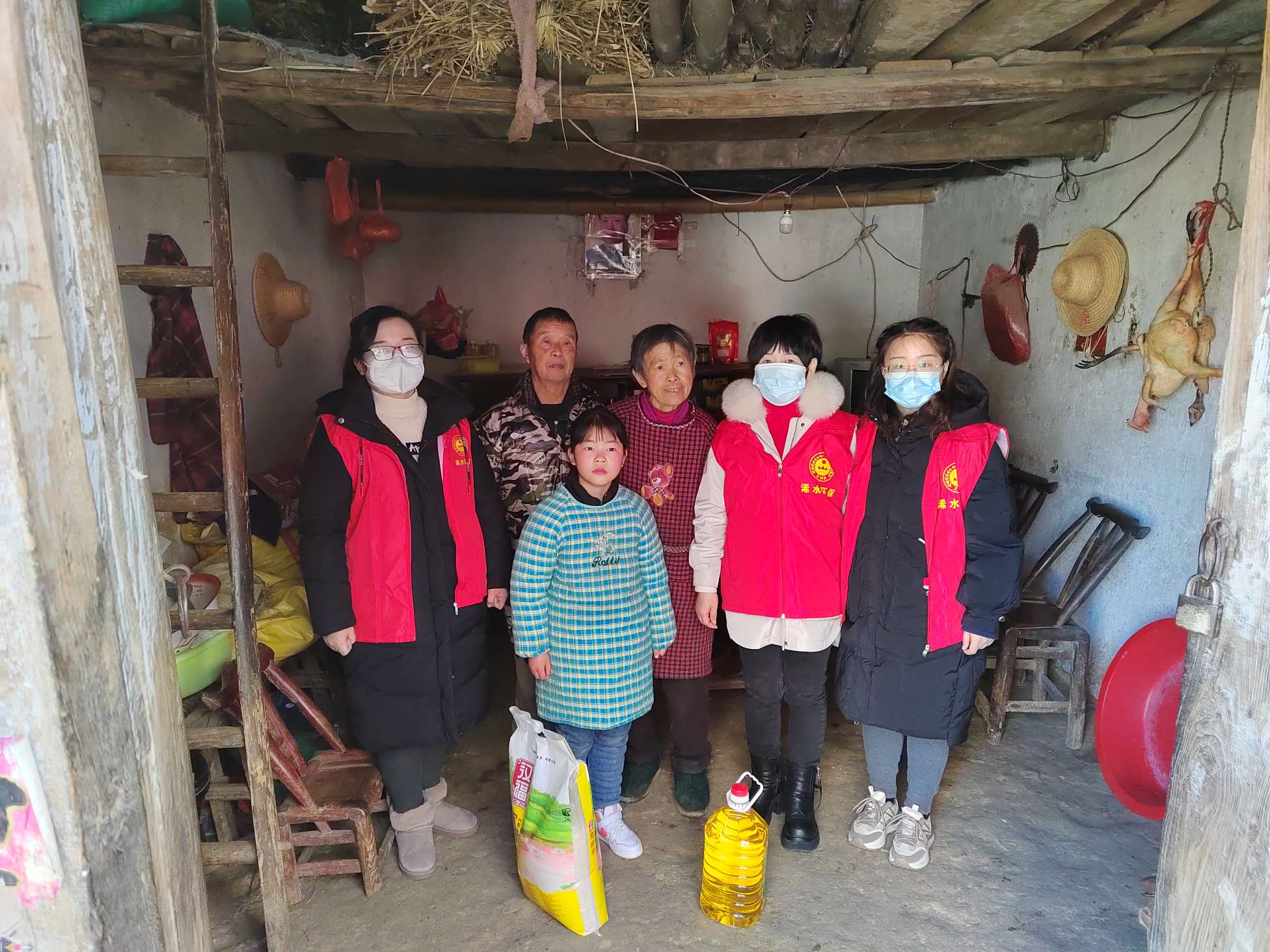 浓浓关怀暖人心——浠水县生态环境分局开展春节慰问留守儿童活动