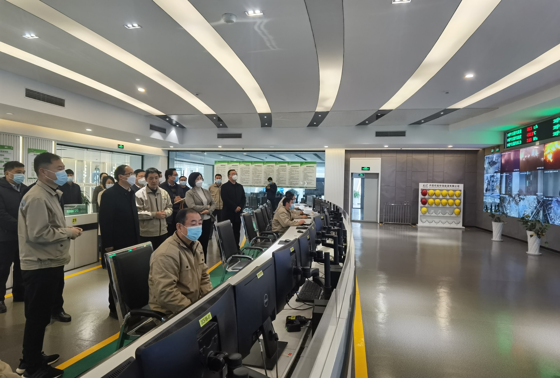 河南省厅厅长李哲赴许昌市慰问值班人员并调研企业