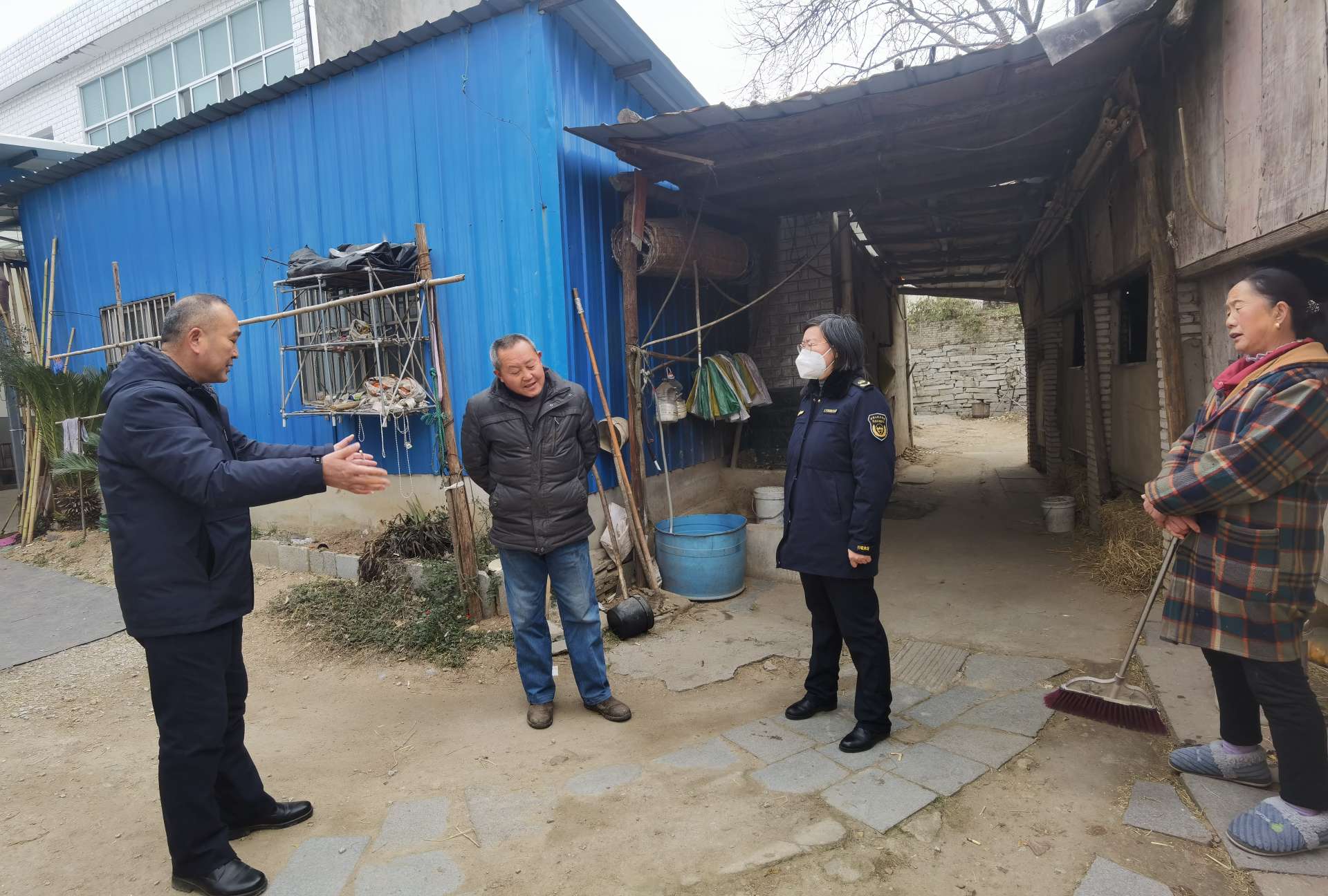 麻城运用畜禽养殖污染防治条例回应群众诉求