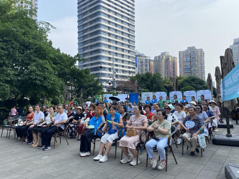 重庆：青山公益推动社区绿色发展