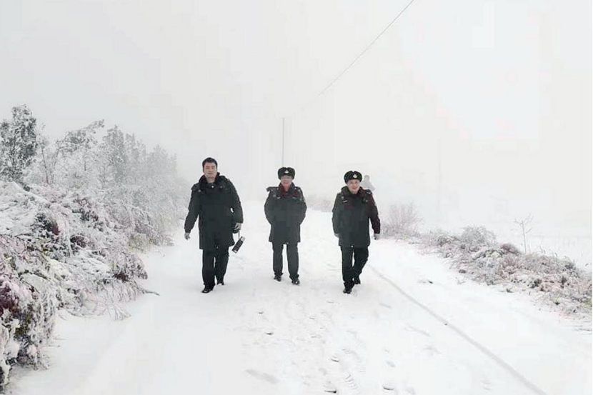 我的帮扶故事丨大雪封路挡不住我帮扶的脚步